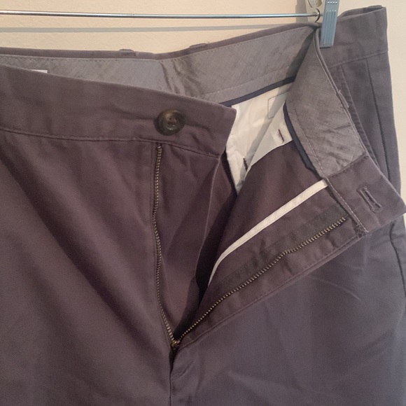 Men’s Amazon Essentials Shorts - Picture 4 of 5